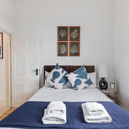 Tranquil City Apartment In Londres Extérieur photo